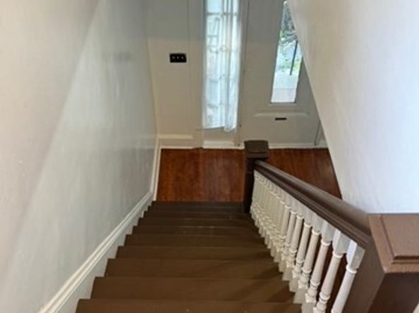 91 Standish St, Worcester MA 01604
