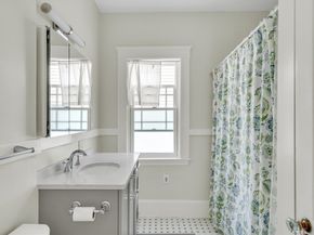 127-129 Auburn Street, Cambridge MA 02139