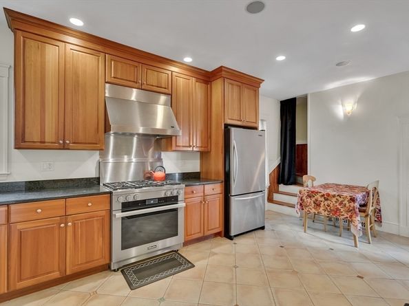 127-129 Auburn Street, Cambridge MA 02139