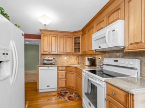1 Kenwood St, Billerica MA 01862