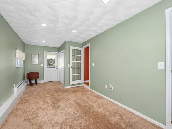 1 Kenwood St, Billerica MA 01862