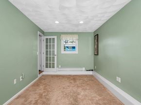 1 Kenwood St, Billerica MA 01862
