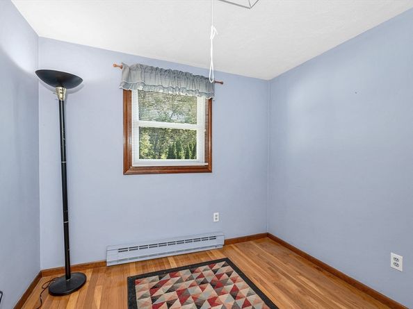1 Kenwood St, Billerica MA 01862