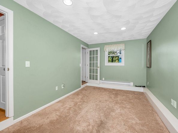 1 Kenwood St, Billerica MA 01862