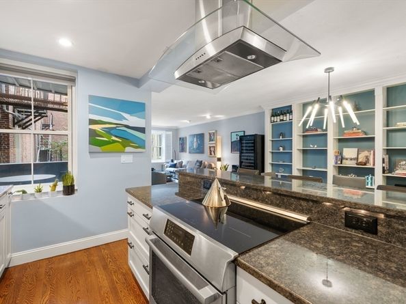 476 Shawmut Ave 3, Boston MA 02118