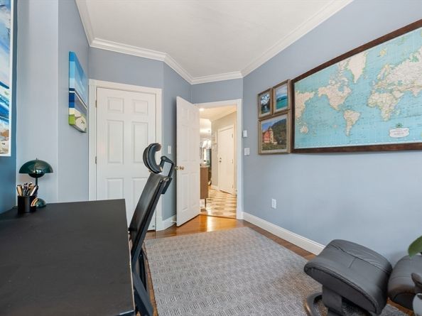476 Shawmut Ave 3, Boston MA 02118