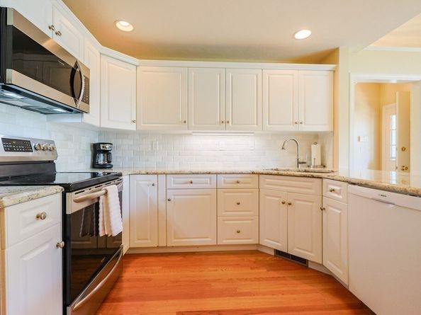 9 Shaker Way 9, Westborough MA 01581