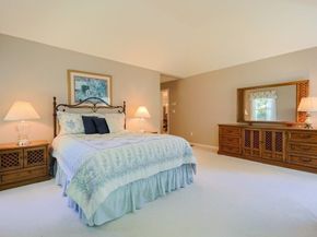 9 Shaker Way 9, Westborough MA 01581