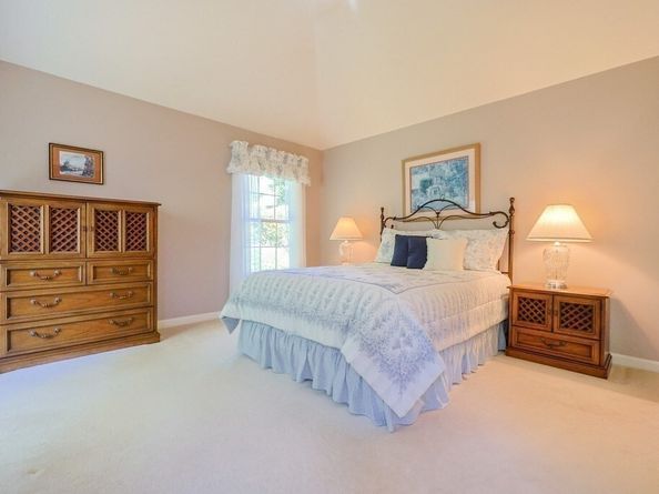 9 Shaker Way 9, Westborough MA 01581