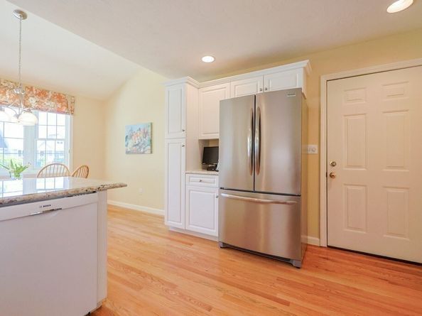 9 Shaker Way 9, Westborough MA 01581