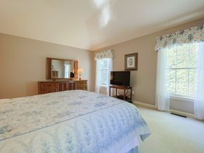 9 Shaker Way 9, Westborough MA 01581