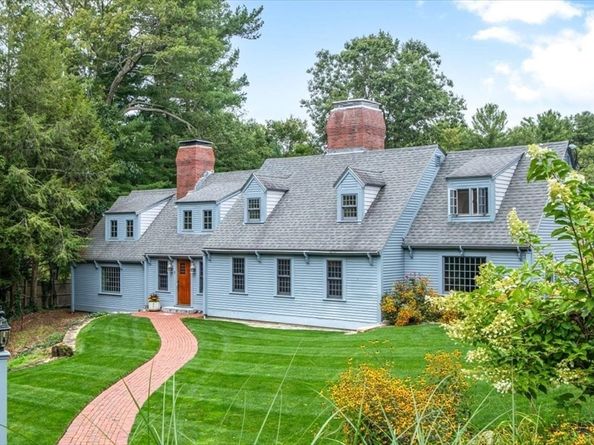2 Diamond, Norfolk MA 02056