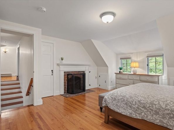 2 Diamond, Norfolk MA 02056