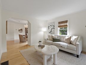 27 Pine St, Concord MA 01742