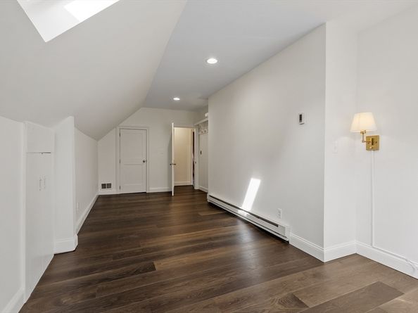 27 Pine St, Concord MA 01742