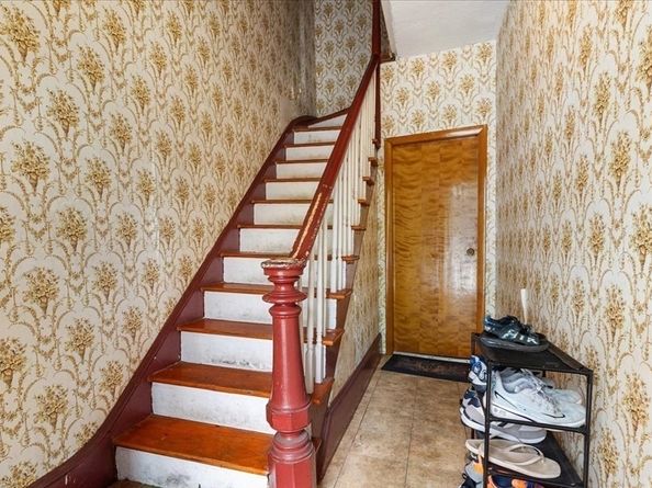 53 Prescott St, Somerville MA 02143