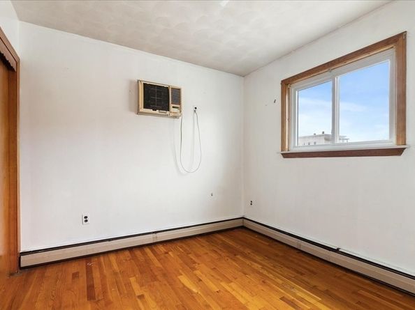 53 Prescott St, Somerville MA 02143