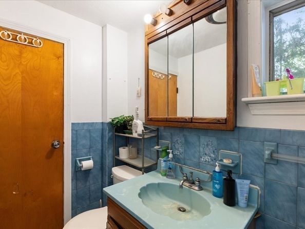 53 Prescott St, Somerville MA 02143
