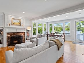 35 Keyes Road, Westford MA 01886