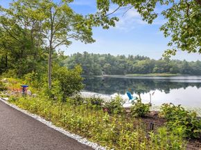 35 Keyes Road, Westford MA 01886
