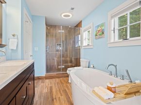 35 Keyes Road, Westford MA 01886