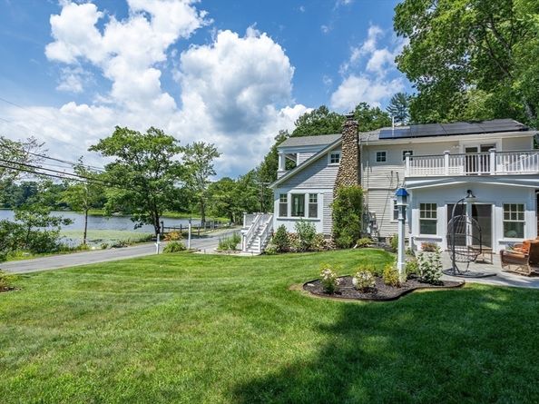 35 Keyes Road, Westford MA 01886