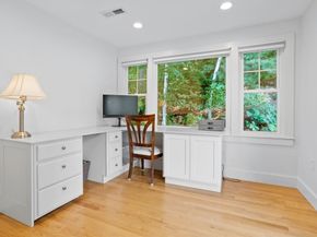 35 Keyes Road, Westford MA 01886