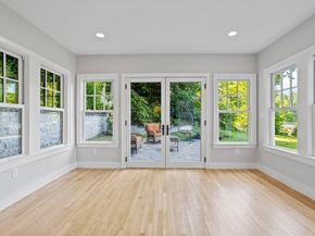 35 Keyes Road, Westford MA 01886