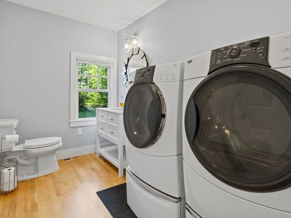 35 Keyes Road, Westford MA 01886