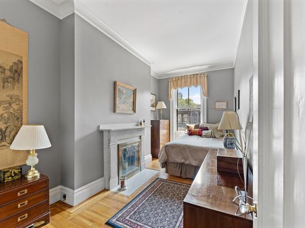 265 Beacon St 4, Boston MA 02116