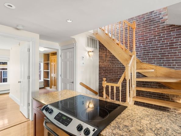 59 W Cedar Street 6, Boston MA 02114