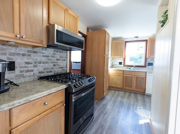 181 Grovers Ave, Winthrop MA 02152