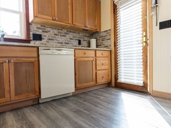 181 Grovers Ave, Winthrop MA 02152