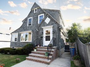 181 Grovers Ave, Winthrop MA 02152