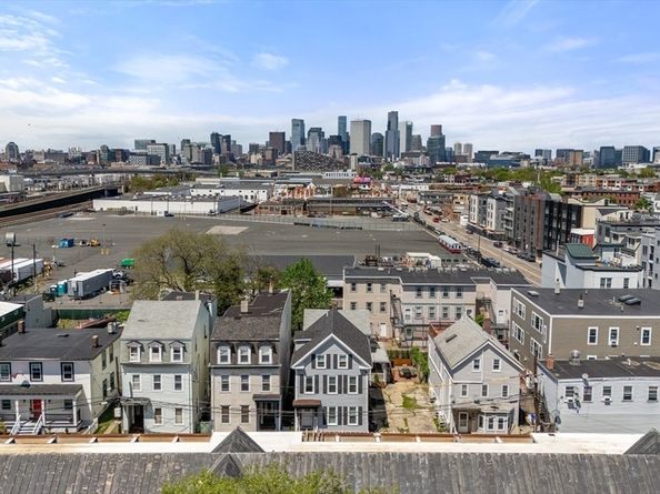 11 Dexter St, Boston MA 02127
