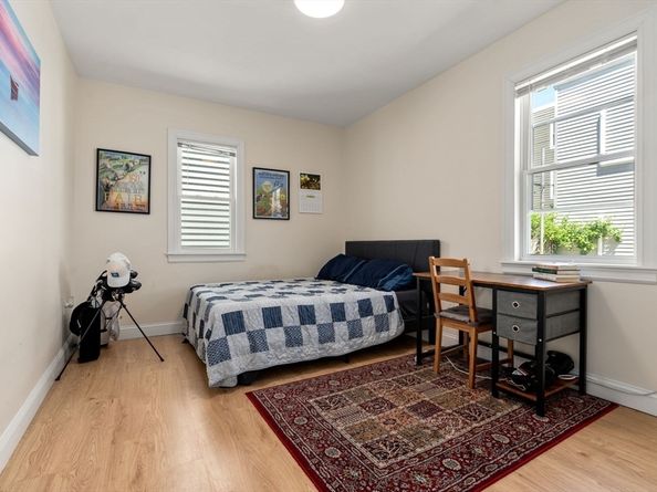 11 Dexter St, Boston MA 02127