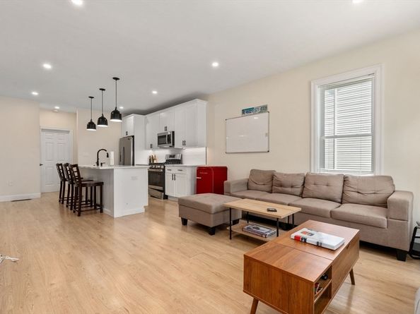 11 Dexter St, Boston MA 02127