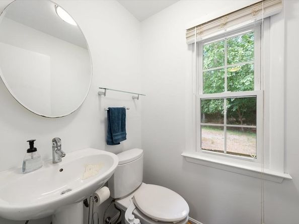 9 Ruth Ellen Rd, Holliston MA 01746