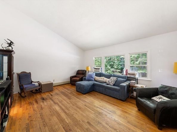9 Ruth Ellen Rd, Holliston MA 01746
