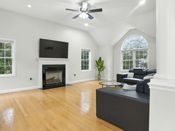 20 Pollard Street, Billerica MA 01862