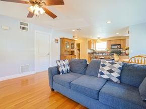 8 Whitins Rd A, Sutton MA 01590