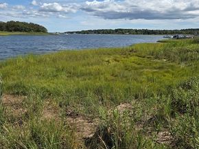 11 Fillmore Street, Wareham MA 02571