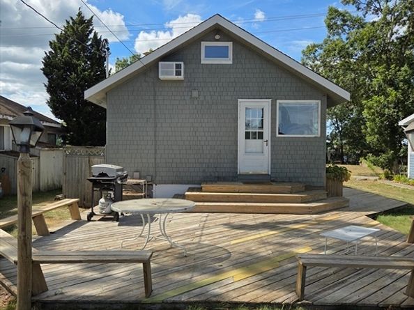 11 Fillmore Street, Wareham MA 02571