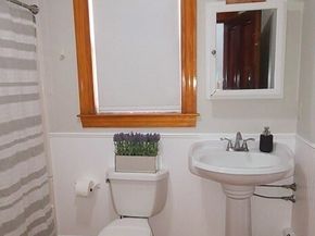 32 Radcliffe Rd, Somerville MA 02145