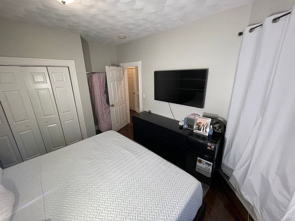 32 Radcliffe Rd, Somerville MA 02145