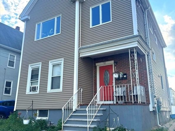 98 Walnut St, Everett MA 02149