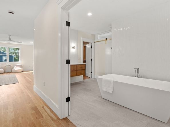 382 S. Border Road, Winchester MA 01890