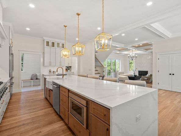 382 S. Border Road, Winchester MA 01890