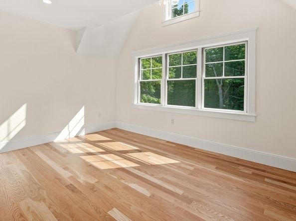 382 S. Border Road, Winchester MA 01890
