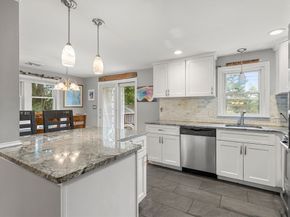 20 Robin Hood Lane, Billerica MA 01821
